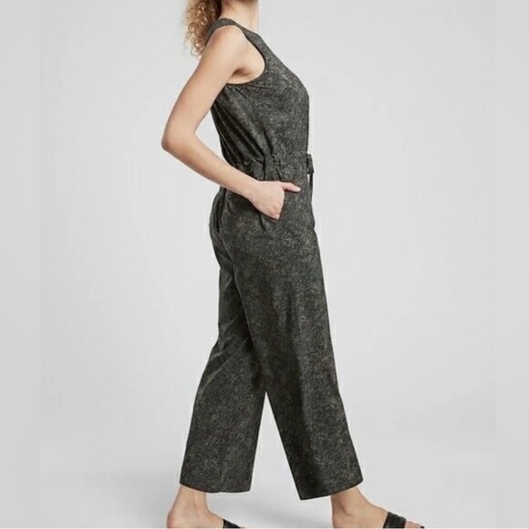 Athleta Women’s Jumpsuit Topanga Viper Black Gray Printed Sleeveless Size XS - Picture 3 of 10